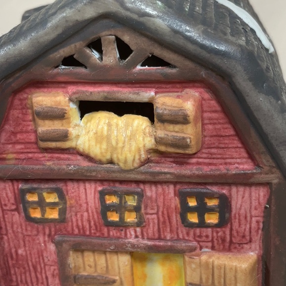 Porcelain Lighted Hay Barn - Picture 7 of 13